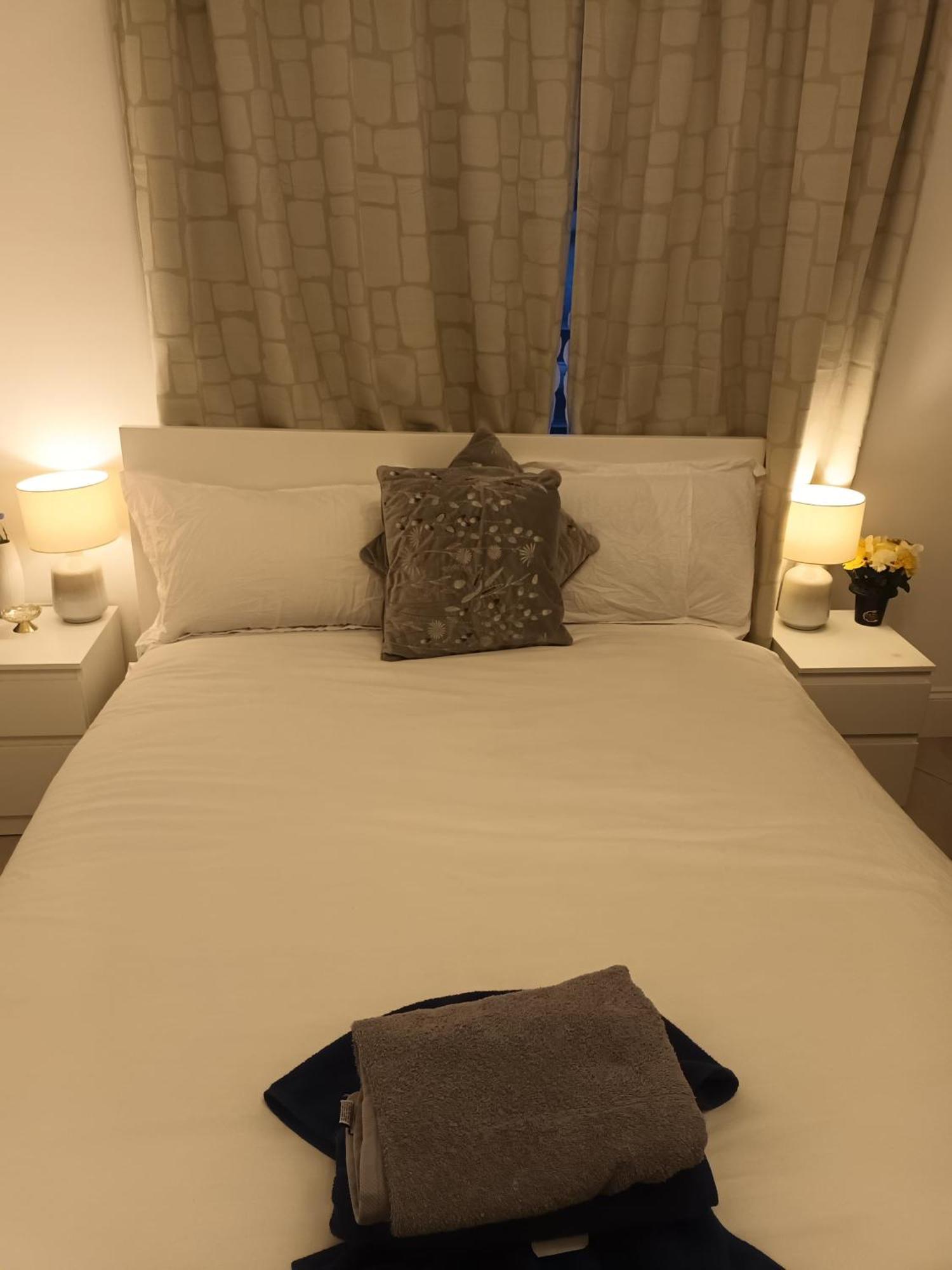 Marble Arch Family Edgware Road * London