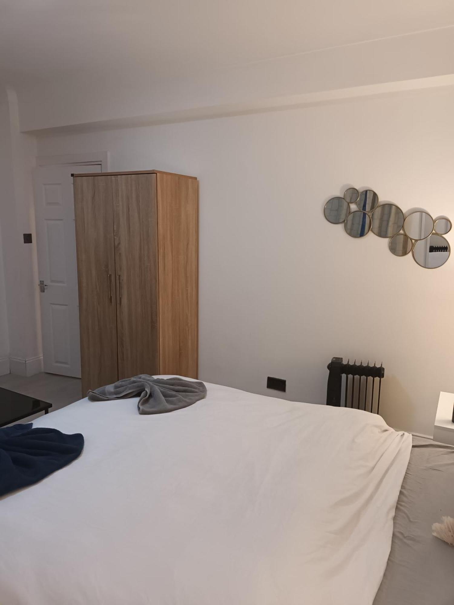 Marble Arch Family Edgware Road * London